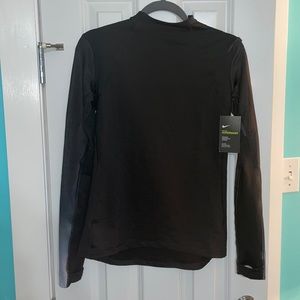 Nike newwith tags hyperwarm long sleeve